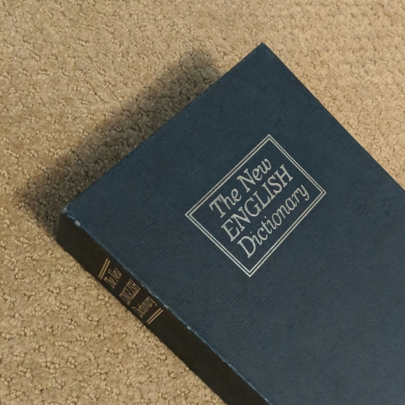 Book Safe Dictionary - Picture 2 of 4